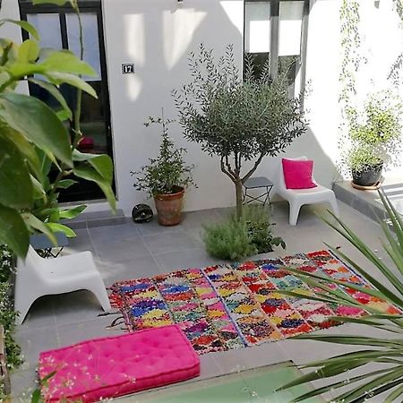 Chambres Dhotes Cocon Du Sud Nimes Exterior photo