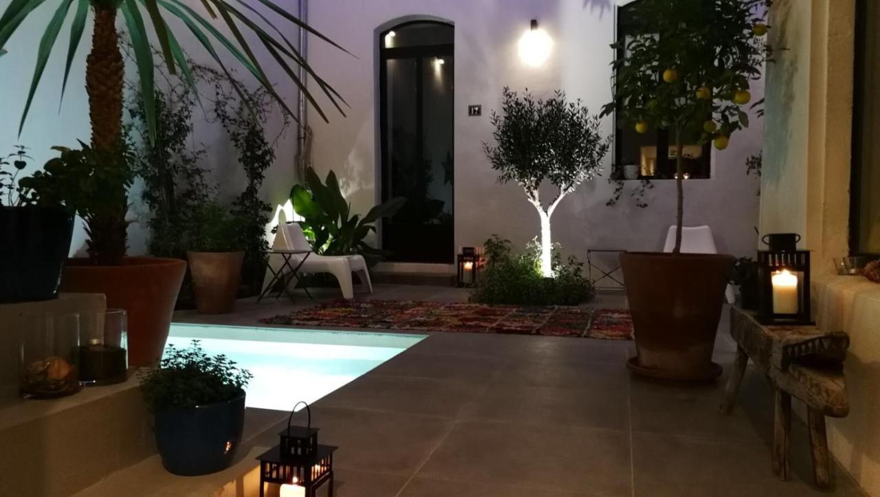 Chambres Dhotes Cocon Du Sud Nimes Exterior photo